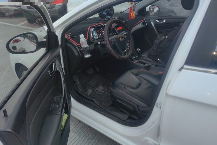 Used Chery Arrizo 5 2016 1.5L CVT Trendsetting Edition Driver Seat