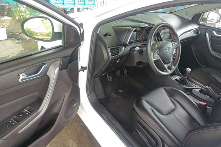 Used Chery Arrizo 5 2016 1.5L Manual Lingchao Edition Driver Seat