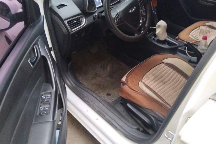 Used Chery Arrizo 5 2016 1.5L CVT Trendsetting Edition Driver Seat