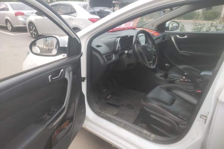 Used Chery Arrizo 5 2016 1.5L Manual Lingchao Edition Driver Seat