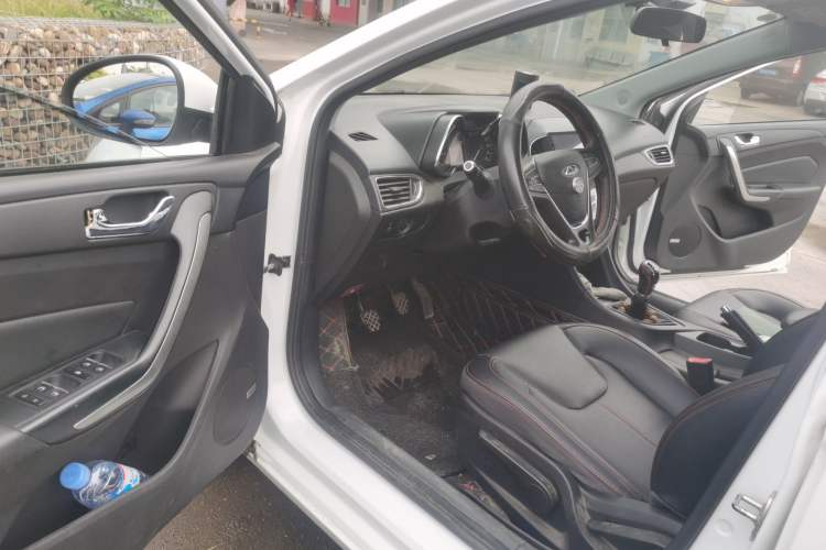 Used Chery Arrizo 5 2016 1.5L Manual Lingchao Edition Driver Seat