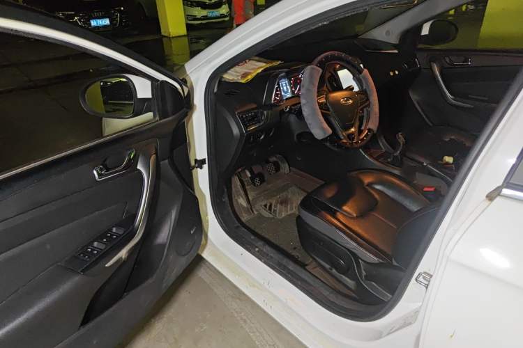 Used Chery Arrizo 5 2016 1.5L Manual Lingchao Edition Driver Seat