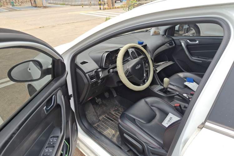 Used Chery Arrizo 5 2016 1.5L Manual Lingchao Edition Driver Seat