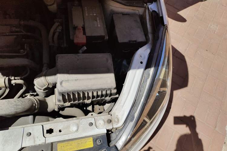 Used Chery Arrizo 5 2016 1.5L CVT Lingrui Edition Engine Bay Left