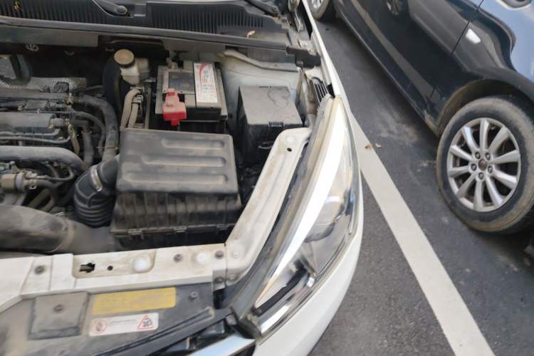 Used Chery Arrizo 5 2016 1.5L CVT Lingrui Edition Engine Bay Left