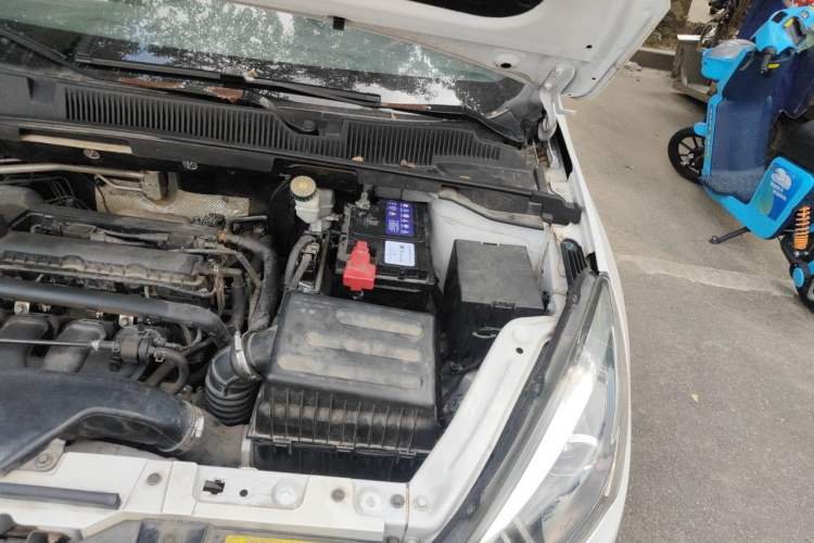 Used Chery Arrizo 5 2016 1.5L CVT Lingrui Edition Engine Bay Left