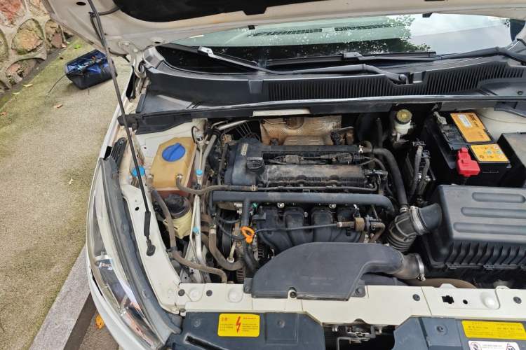 Used Chery Arrizo 5 2016 1.5L CVT Trendsetting Edition Engine Bay Right