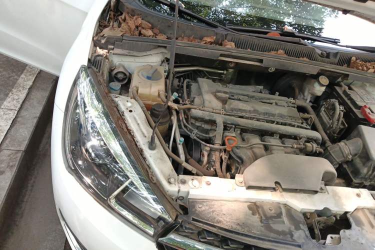 Used Chery Arrizo 5 2016 1.5L CVT Lingrui Edition Engine Bay Right