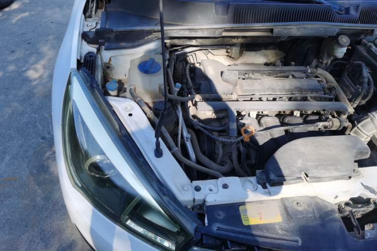 Used Chery Arrizo 5 2016 1.5L CVT Lingrui Edition Engine Bay Right