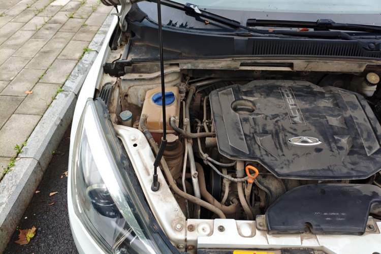 Used Chery Arrizo 5 2016 1.5L CVT Luxury Edition Engine Bay Right