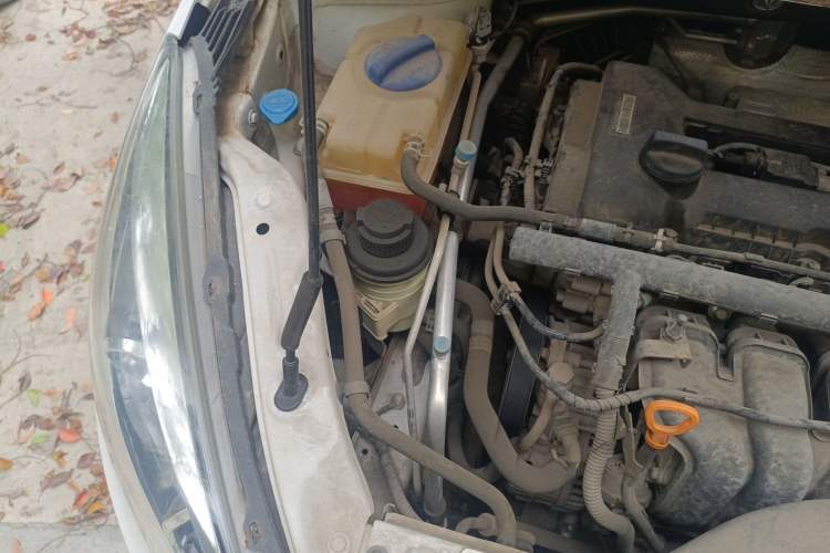 Used Chery Arrizo 5 2016 1.5L CVT Trendsetting Edition Engine Bay Right