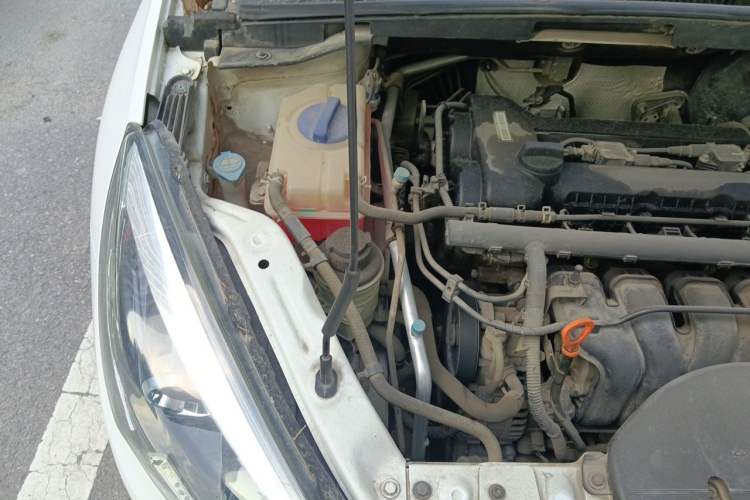 Used Chery Arrizo 5 2016 1.5L Manual Lingrui Edition Engine Bay Right