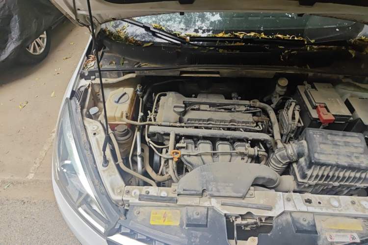 Used Chery Arrizo 5 2016 1.5L CVT Trendsetting Edition Engine Bay Right