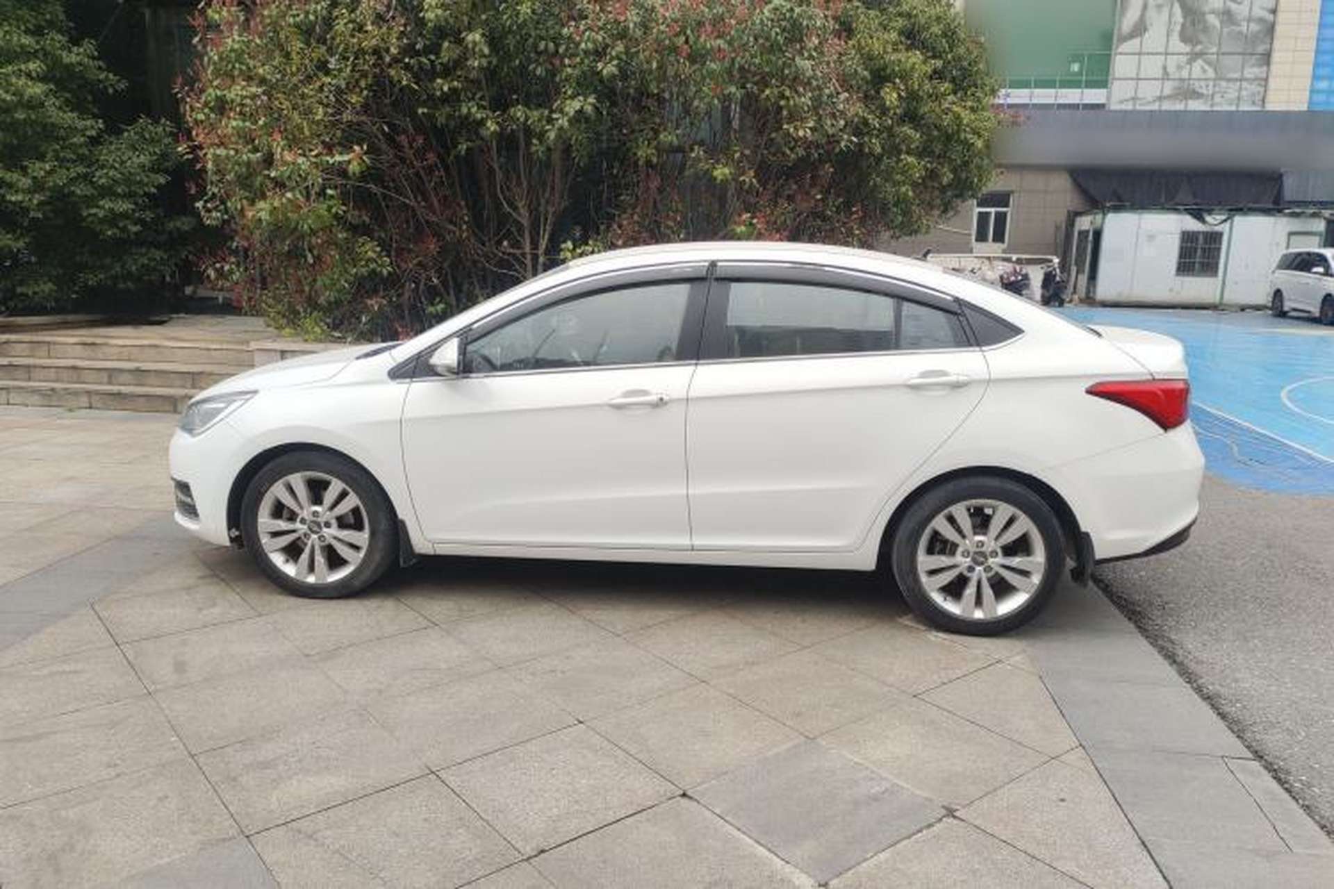 Used Chery Arrizo 5 2016 1.5L Manual Lingchao Edition Exterior 2