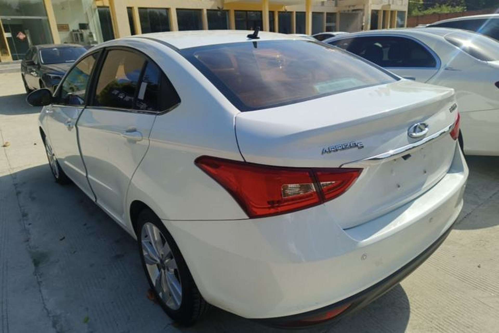 Used Chery Arrizo 5 2016 1.5L CVT Trendsetting Edition Exterior 2