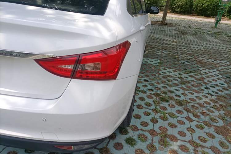 Used Chery Arrizo 5 2016 1.5L Manual Lingrui Edition Exterior 3
