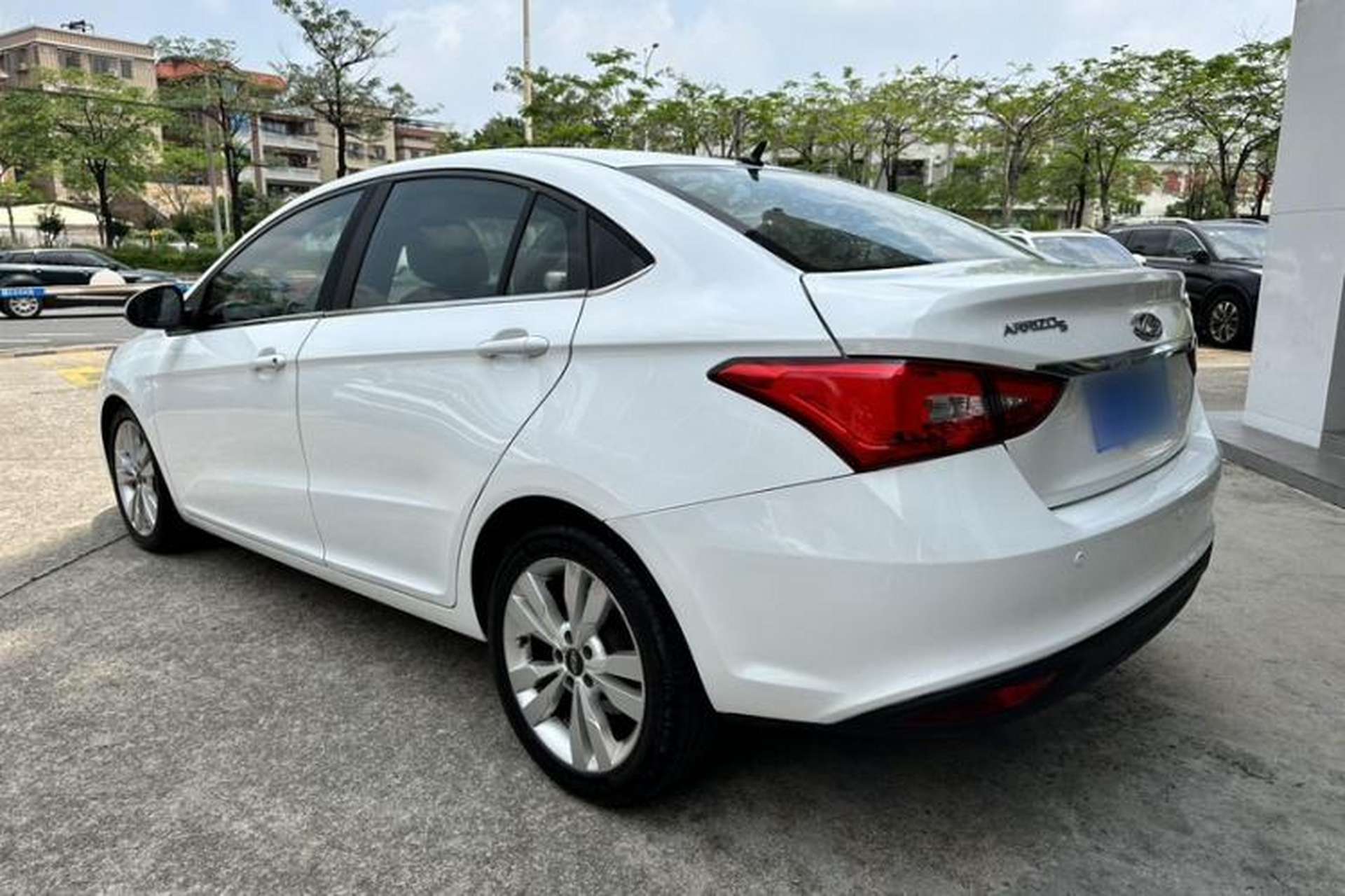Used Chery Arrizo 5 2016 1.5L CVT Lingrui Edition Exterior 3