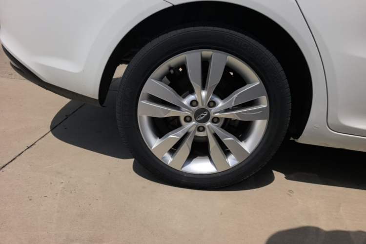Used Chery Arrizo 5 2016 1.5L Manual Lingrui Edition Exterior 5