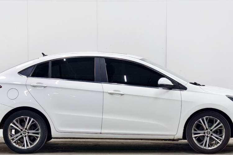 Used Chery Arrizo 5 2016 1.5L Manual Leading Version Exterior 7