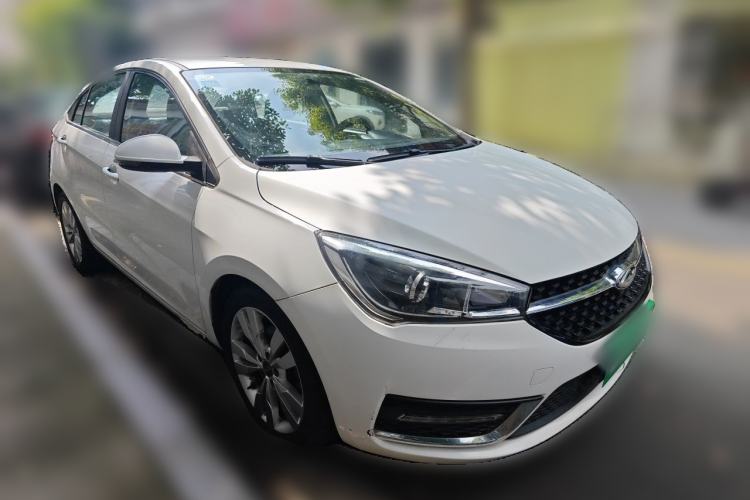 Used Chery Arrizo 5 2016 1.5L CVT Trendsetting Edition Front Right 45 Deg