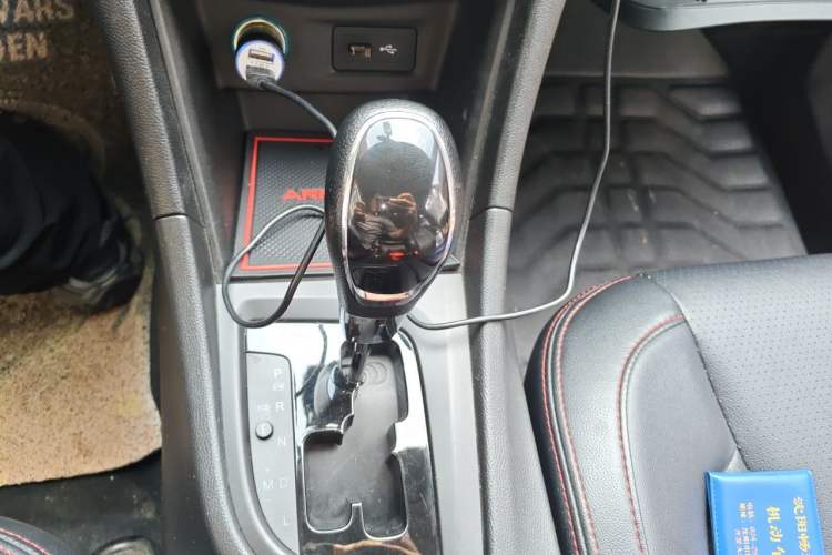 Used Chery Arrizo 5 2016 1.5L CVT Trendsetting Edition Gear Lever