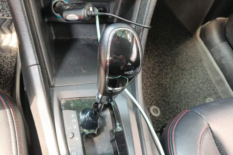 Used Chery Arrizo 5 2016 1.5L CVT Lingrui Edition Gear Lever