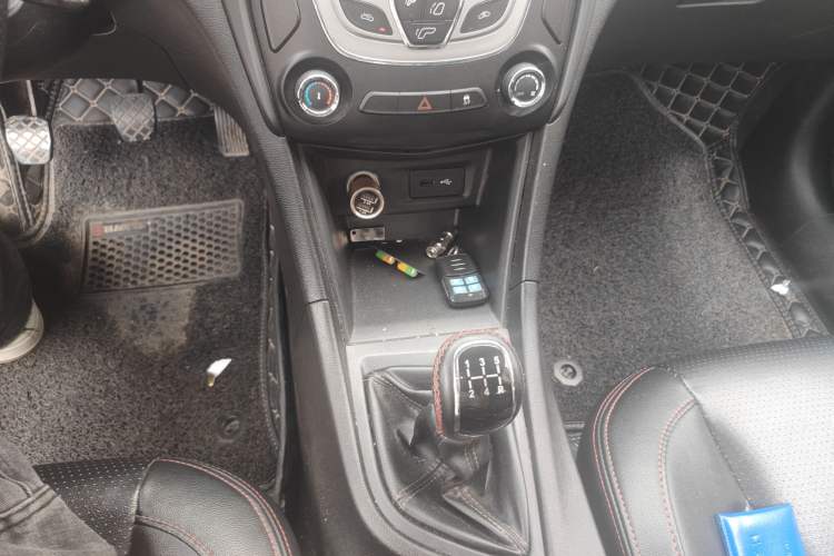 Used Chery Arrizo 5 2016 1.5L Manual Lingchao Edition Gear Lever