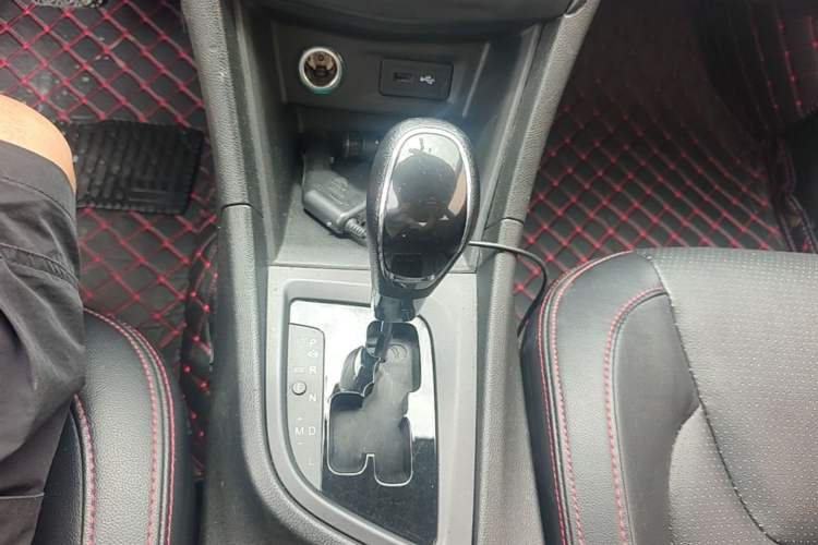 Used Chery Arrizo 5 2016 1.5L CVT Lingrui Edition Gear Lever