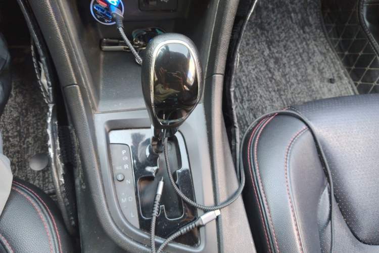 Used Chery Arrizo 5 2016 1.5L CVT Lingrui Edition Gear Lever