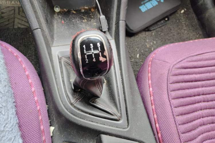 Used Chery Arrizo 5 2016 1.5L Manual Leading Version Gear Lever