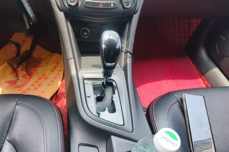 Used Chery Arrizo 5 2016 1.5L CVT Lingrui Edition Gear Lever