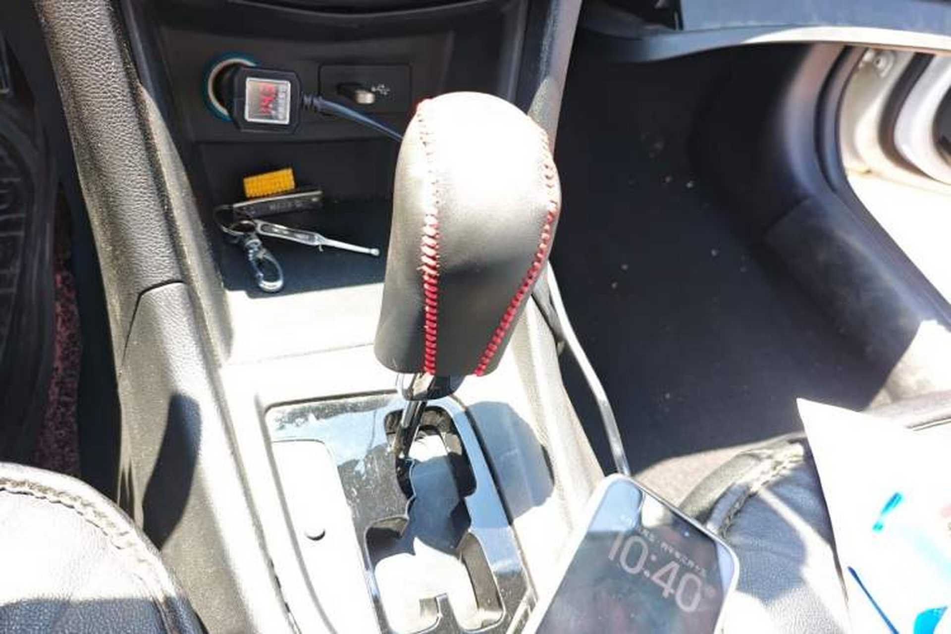 Used Chery Arrizo 5 2016 1.5L CVT Trendsetting Edition Gear Lever