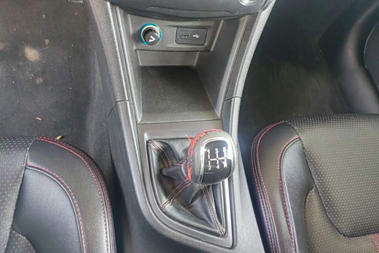 Used Chery Arrizo 5 2016 1.5L Manual Lingchao Edition Gear Lever
