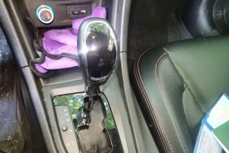 Used Chery Arrizo 5 2016 1.5L CVT Lingrui Edition Gear Lever