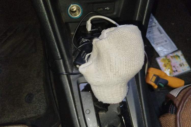 Used Chery Arrizo 5 2016 1.5L CVT Trendsetting Edition Gear Lever