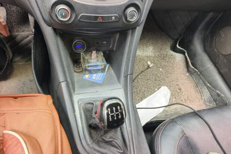 Used Chery Arrizo 5 2016 1.5L Manual Lingchao Edition Gear Lever