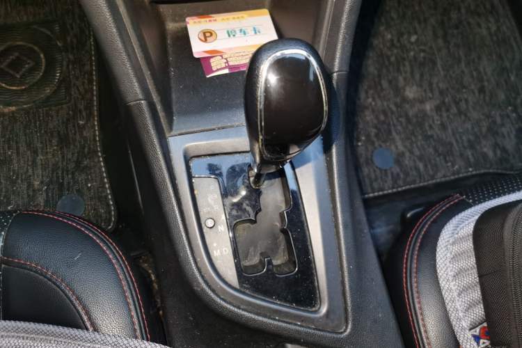 Used Chery Arrizo 5 2016 1.5L CVT Lingrui Edition Gear Lever