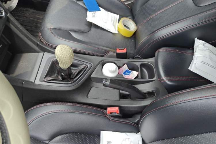 Used Chery Arrizo 5 2016 1.5L Manual Lingchao Edition Gear Lever
