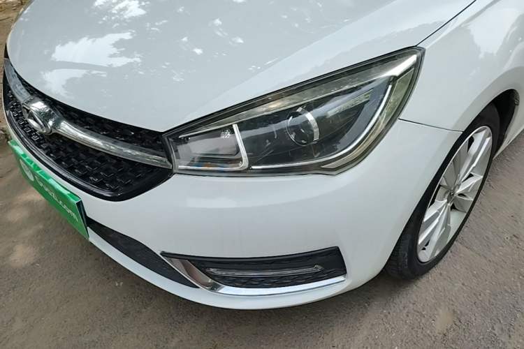 Used Chery Arrizo 5 2016 1.5L CVT Trendsetting Edition Left Front Headlight