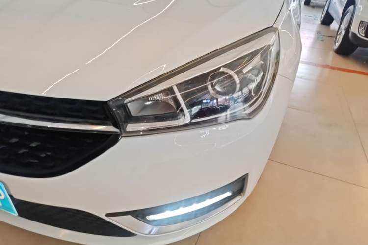 Used Chery Arrizo 5 2016 1.5L CVT Trendsetting Edition Left Front Headlight