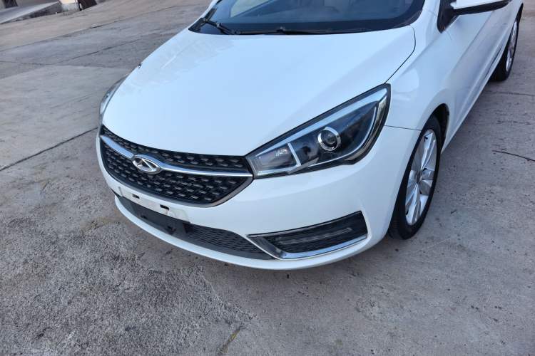 Used Chery Arrizo 5 2016 1.5L CVT Trendsetting Edition Left Front Headlight
