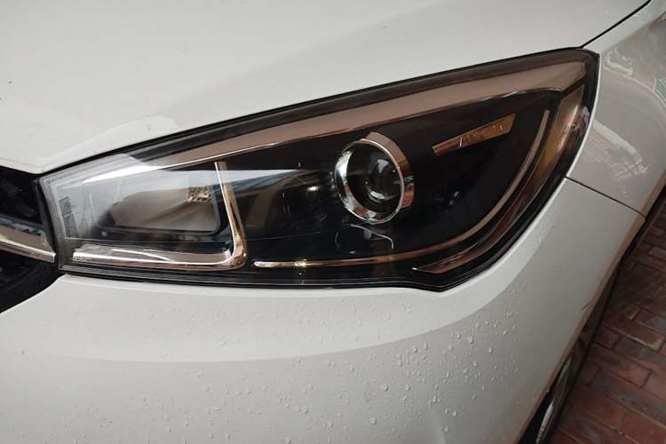Used Chery Arrizo 5 2016 1.5L CVT Trendsetting Edition Left Front Headlight