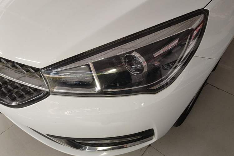 Used Chery Arrizo 5 2016 1.5L Manual Lingchao Edition Left Front Headlight
