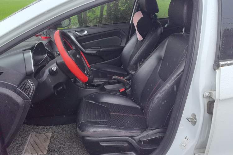 Used Chery Arrizo 5 2016 1.5L CVT Trendsetting Edition Left Front Seat