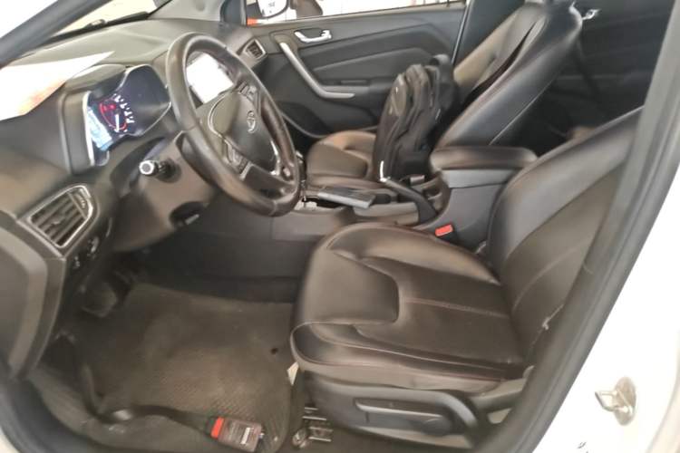 Used Chery Arrizo 5 2016 1.5L CVT Trendsetting Edition Left Front Seat