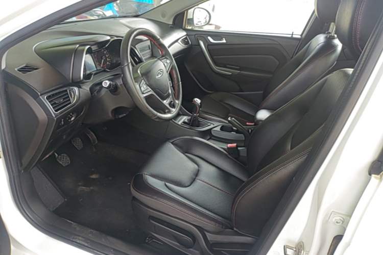 Used Chery Arrizo 5 2016 1.5L Manual Lingchao Edition Left Front Seat