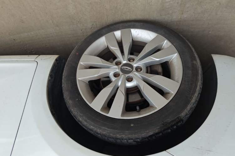 Used Chery Arrizo 5 2016 1.5L Manual Lingchao Edition Left Front Wheel Hub