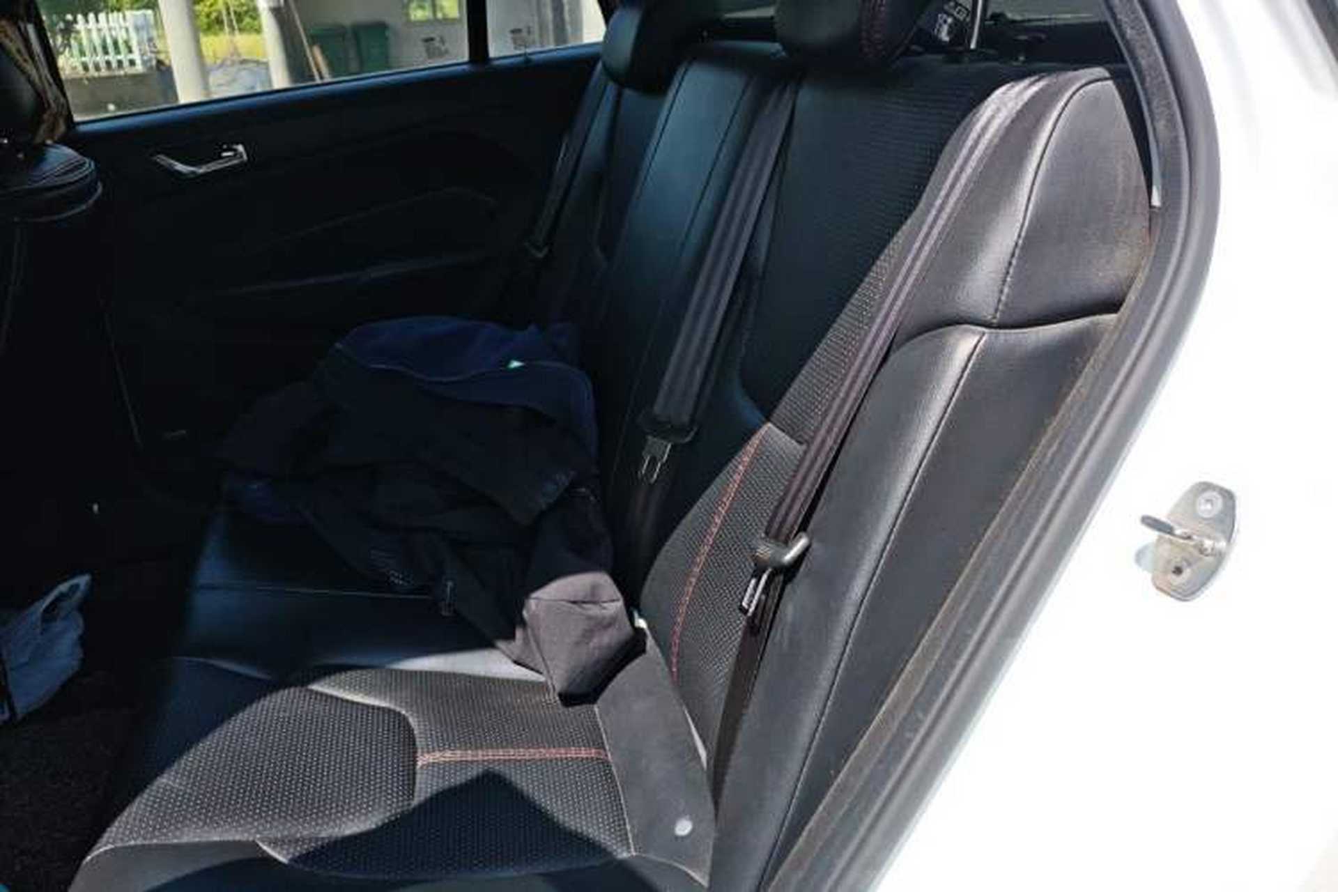 Used Chery Arrizo 5 2016 1.5L CVT Trendsetting Edition Left Rear Seat