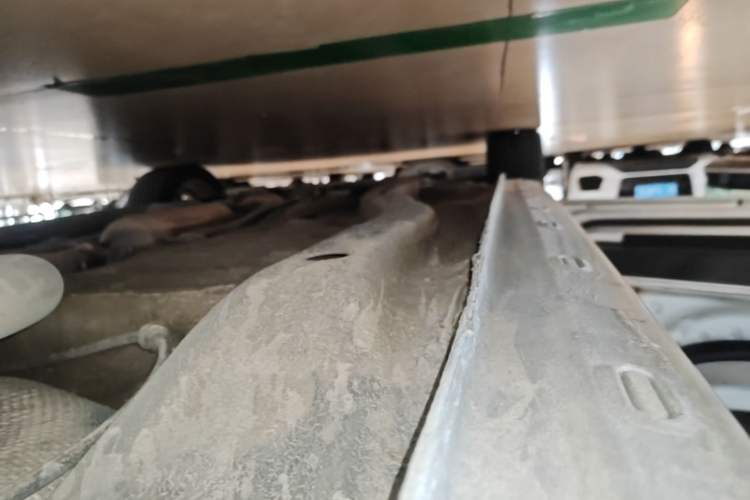 Used Chery Arrizo 5 2016 1.5L CVT Trendsetting Edition Left Side Sill