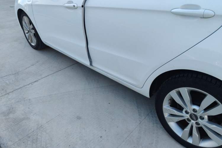 Used Chery Arrizo 5 2016 1.5L CVT Lingrui Edition Left Side Sill